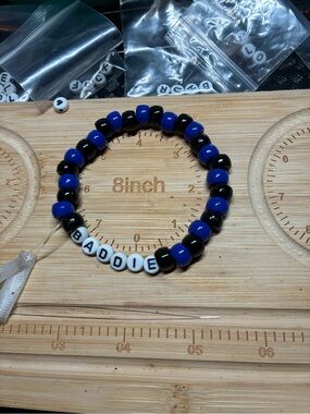 BADDIE Beaded Stretch Bracelet — Blue & Black